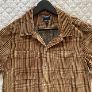 Todd Snyder / Houndstooth Plaid Checkered Shirt / Tan and Green / Medium